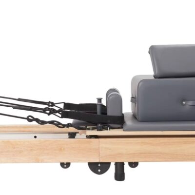 Foldbar Pilates reformer i egetræ